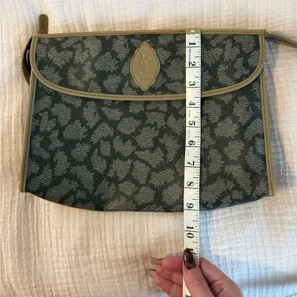 YSL clutch - Picture 12 of 17